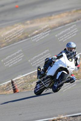 media/Feb-05-2023-Classic Track Day (Sun) [[c35aca4a42]]/Group 2/session 4 turn 4/